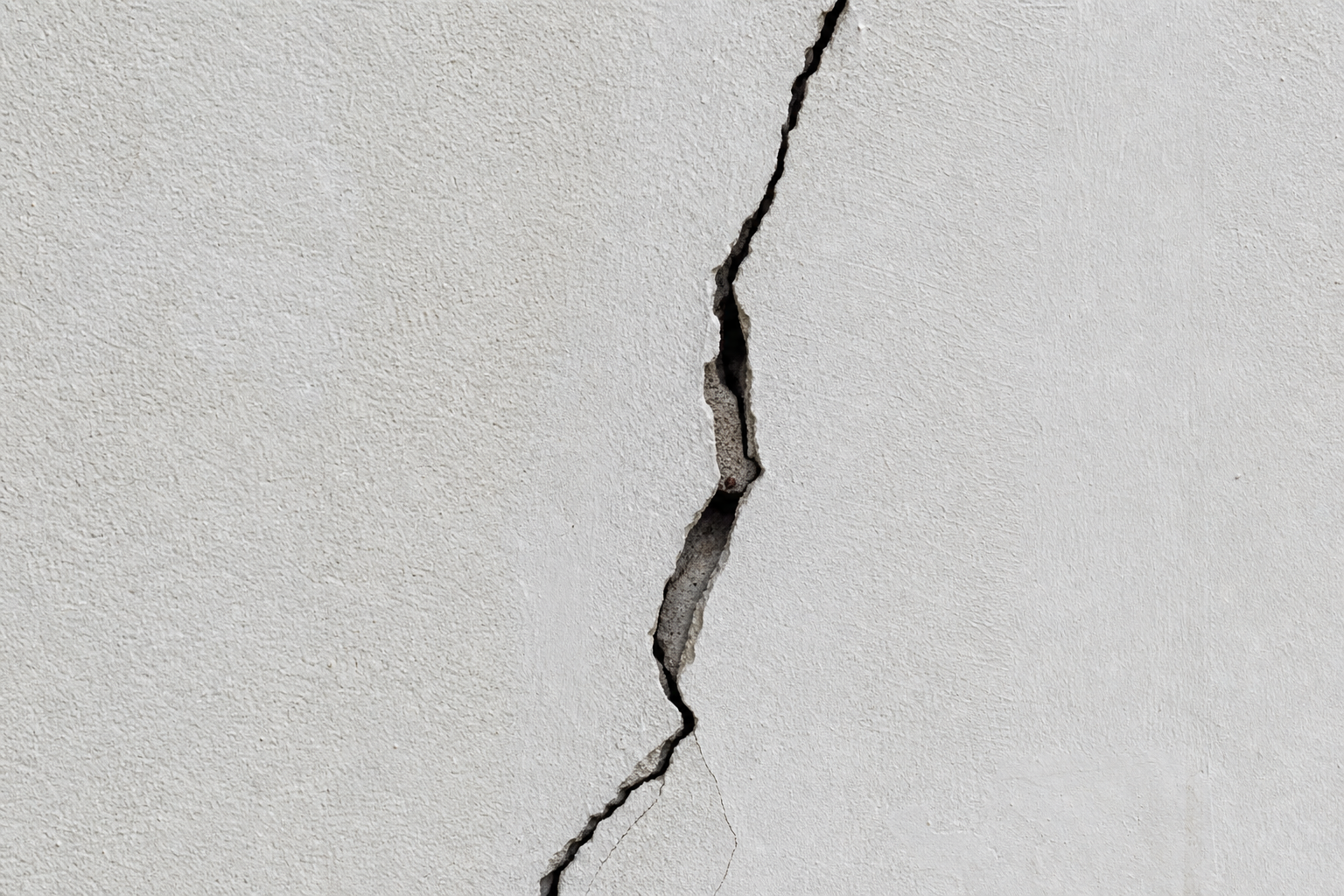 Diagnosing Wall Cracks